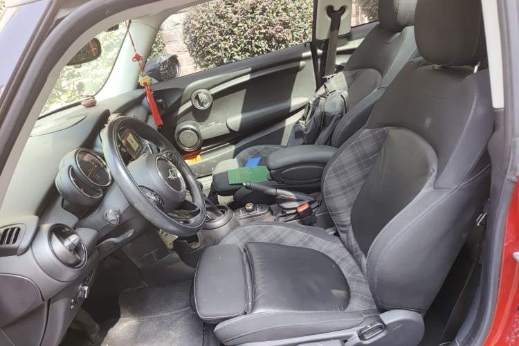 Used MINI 2016 1.5T COOPER
