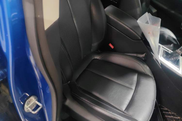 Used Hanteng X5 2018 1.5T Manual Luxury Edition Right Front Seat