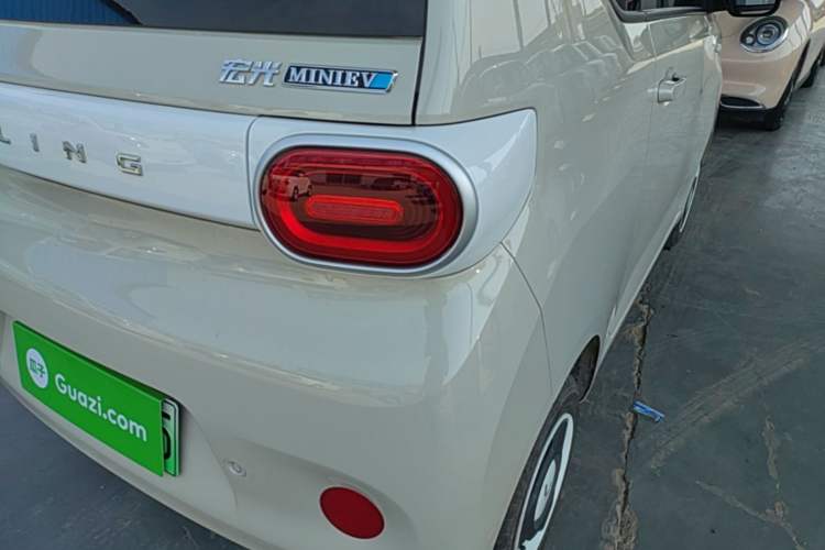 Used Wuling Hongguang MINIEV 2024 3rd Generation 215km Youth Edition
