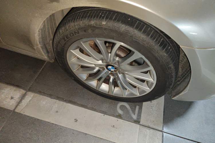 Used BMW 5 Series 2014 525Li Luxury Design Package