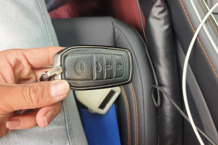 Used Toyota Avalon 2024 2.0L Luxury Edition Vehicle Key