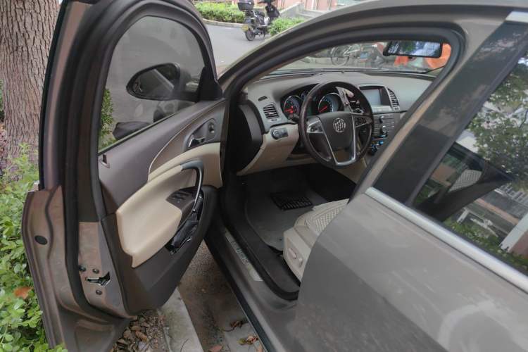 Used Buick Regal 2012 2.0L Luxury Edition