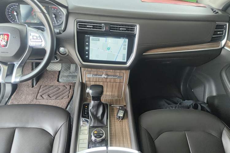 Used Roewe RX8 2019 30T Smart Connectivity Four-Wheel Drive Supreme Flagship Edition
