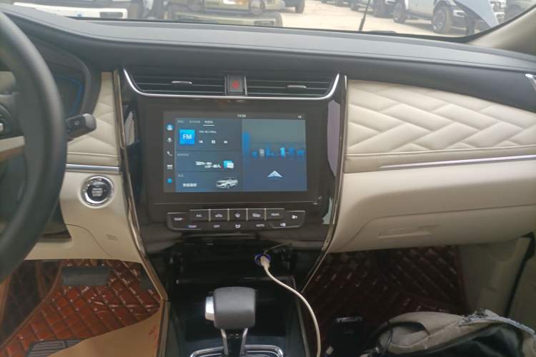 Used Oshan Cosmos 2019 1.5T Automatic Flagship Version China VI Standard