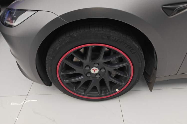 Used Tesla Model 3 2025 Rear-Wheel-Drive Version
