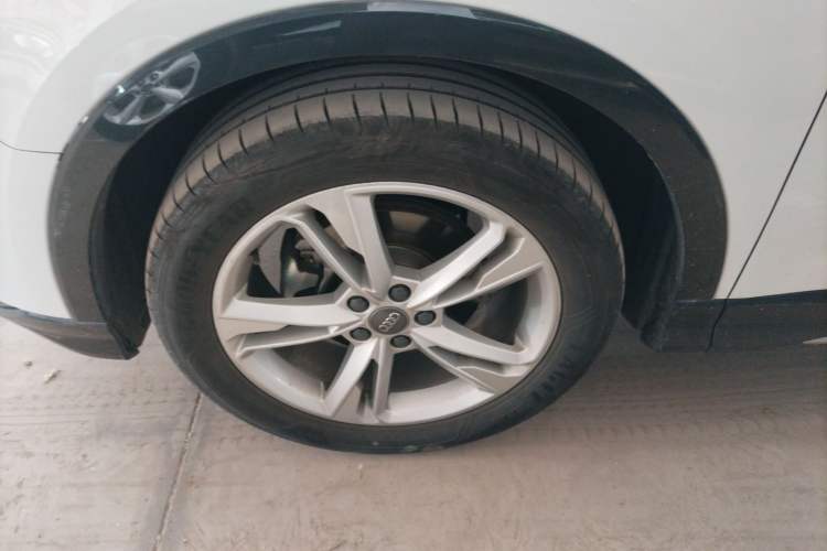 Used Audi Q3 2020 35 TFSI Fashionable and Elegant Model
