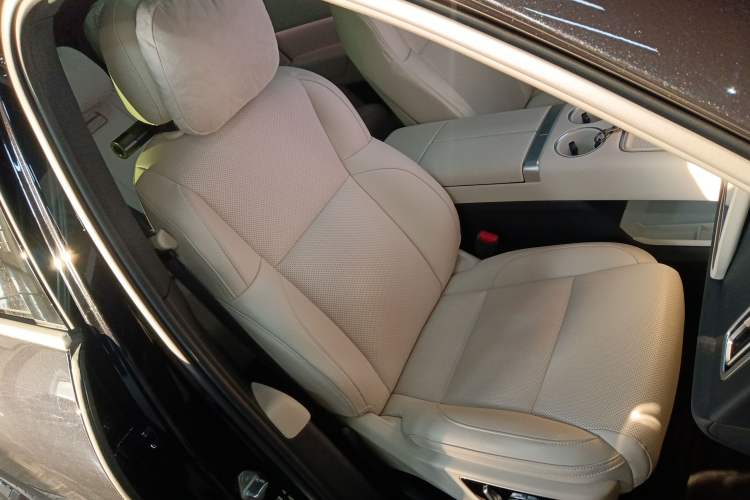 Used Li Auto L7 2024 Ultra Model Right Front Seat