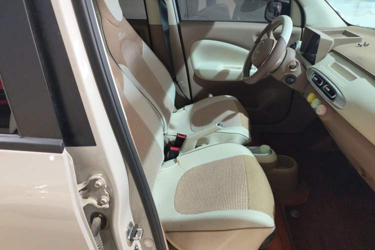 Used Wuling Hongguang MINIEV 2025 Four-Door Version Advanced Edition
