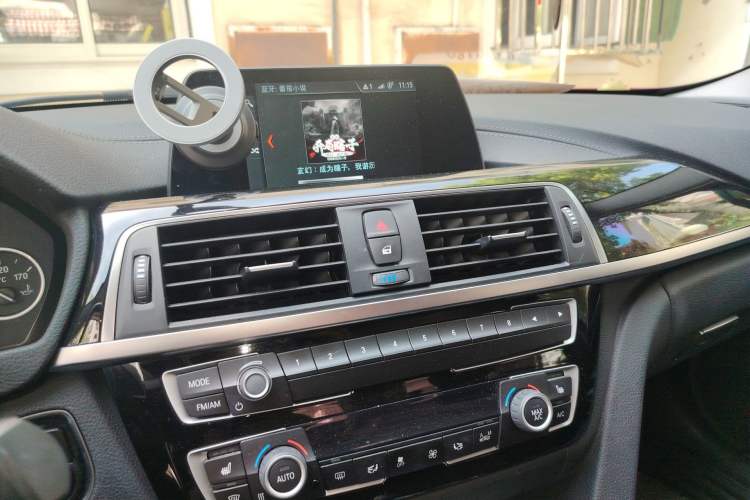 Used BMW 3 Series 2018 320Li Fashion Model
