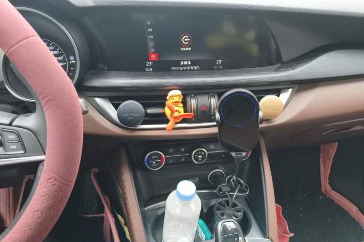 Used Alfa Romeo Stelvio 2017 2.0T 200HP Elite Edition
