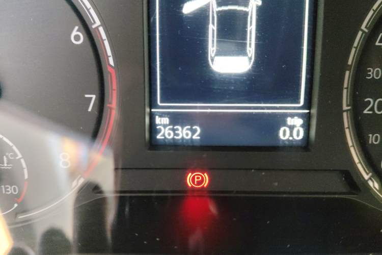 Used Jetta VS7 2020 1.4T Automatic Glory Edition Odometer Close Up