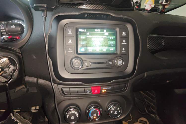 Used Jeep Renegade 2017 180T Automatic High-Energy Version