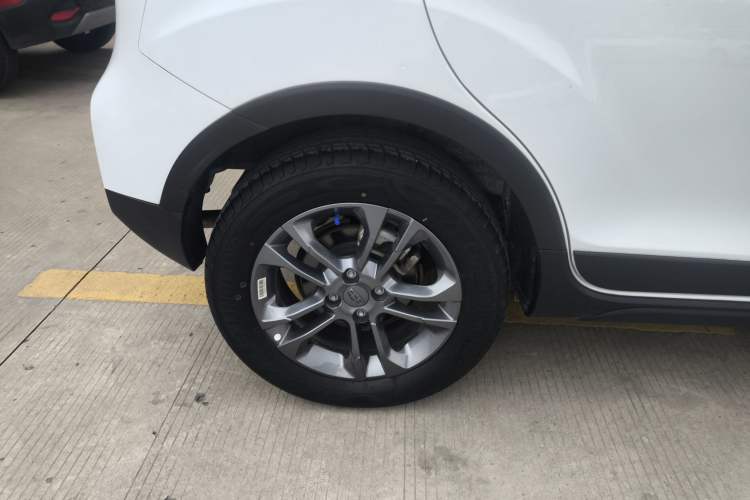 Used Geely Auto Vision X3 2020 1.5L CVT Luxury Model