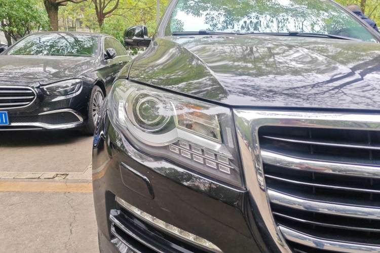 Used Haval H8 2015 2.0T Four-Wheel Drive Elite Model