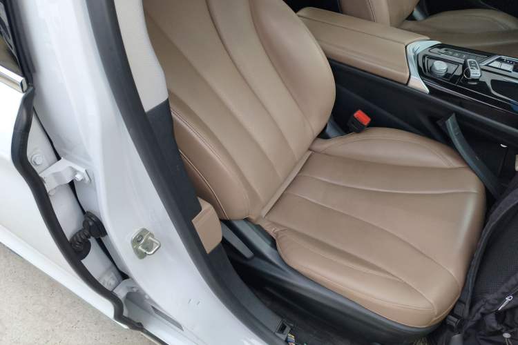 Used Geely Auto Emgrand GT 2018 1.5T MHEV Yaozhi Edition
