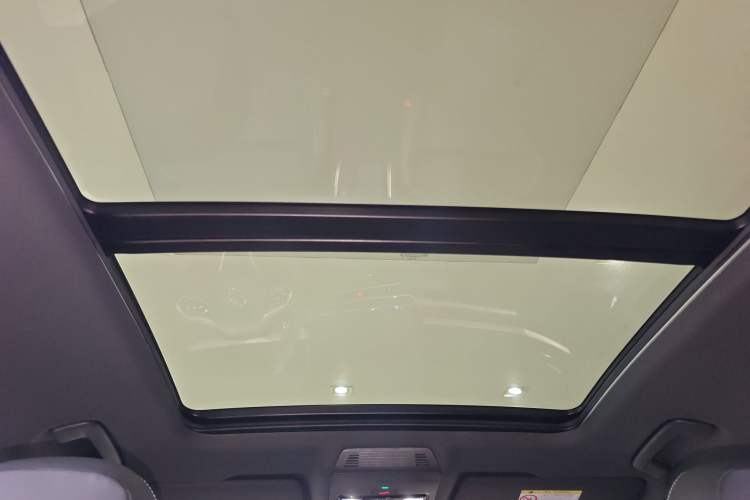 Used Volkswagen Passat 2025 Pro 380TSI Starry Dragon Luxury Edition
