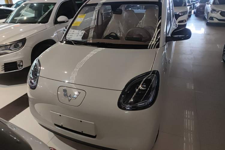 Used Wuling Hongguang MINIEV 2025 Four-Door Version Advanced Edition
