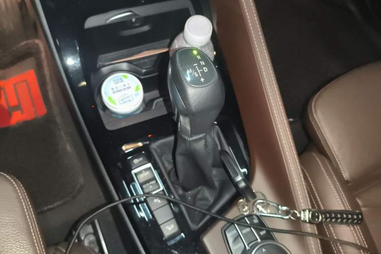 Used BMW X1 2016 xDrive20Li Luxury Model
