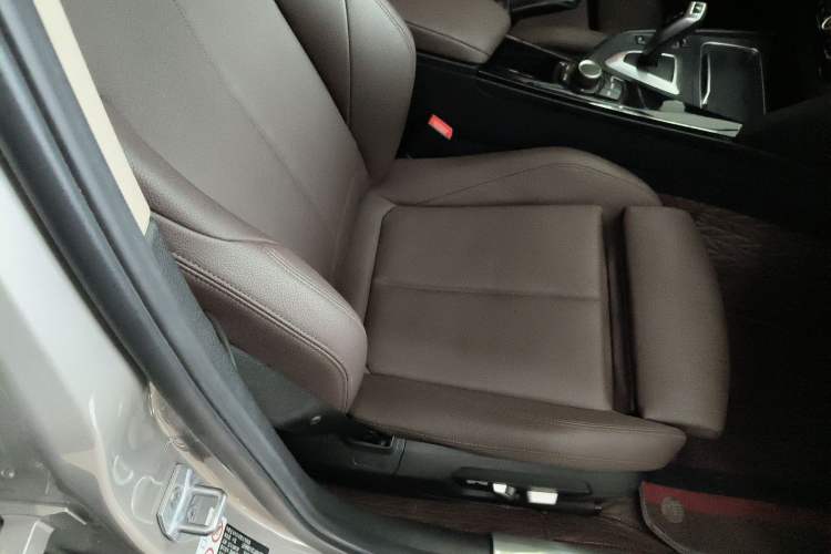 Used BMW 3 Series 2018 320Li Fashion Model
