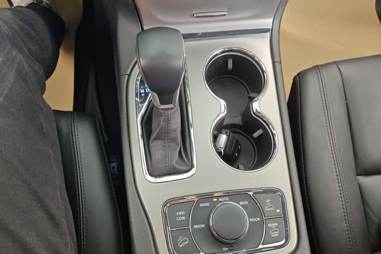 Used Jeep Grand Cherokee 2020 3.0L Professional Navigation Edition
