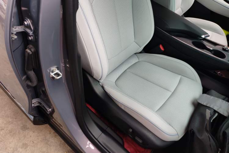 Used Buick E4 2023 Deluxe Edition