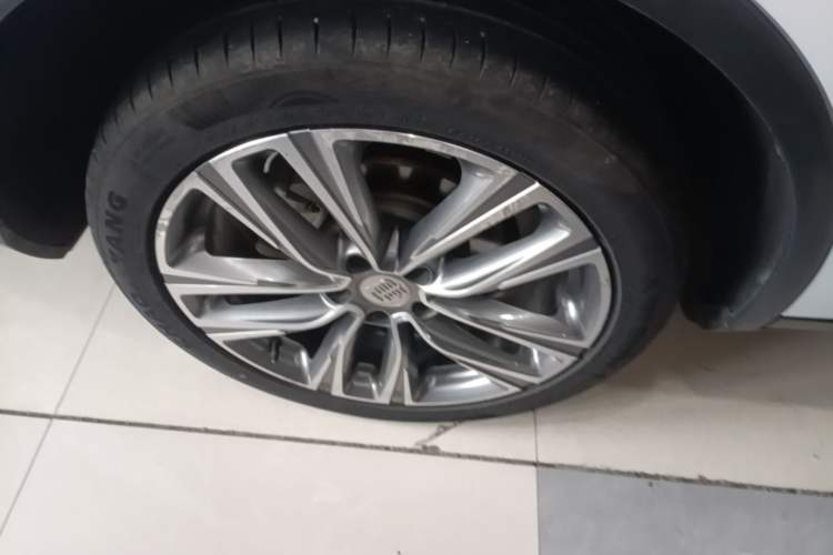 Used BYD Tang 2019 2.0T Automatic SmartConnect Luxury 7-Seater China VI Standard