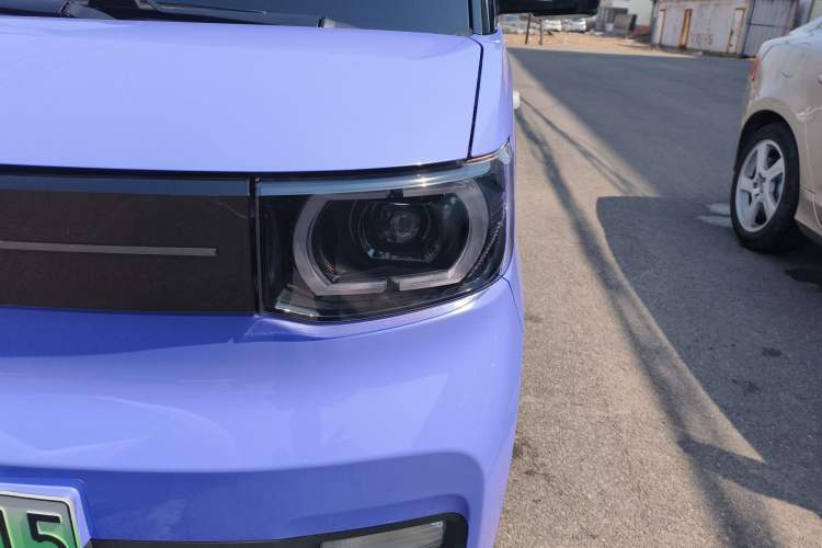 Used Wuling Hongguang MINIEV 2022 Macaron Premium Model – Lithium Iron Phosphate Left Front Headlight