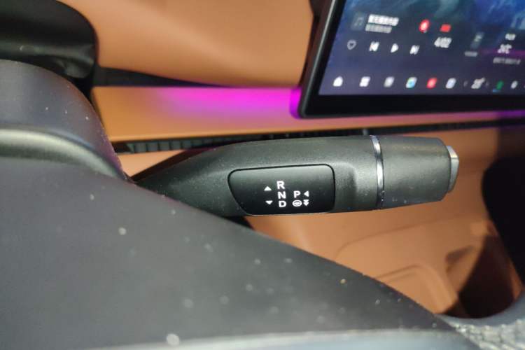 Used Leapmotor C16 2024 Pure Electric 520 Deluxe Edition Gear Lever