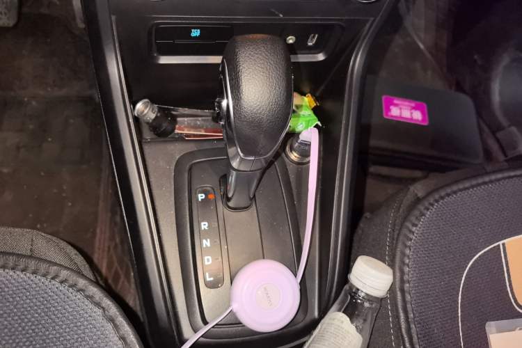 Used Ford EcoSport 2018 1.5L Automatic Elite Edition Gear Lever