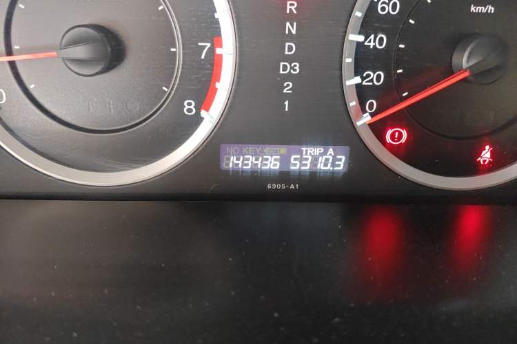 Used Honda Accord 2011 2.4L LX Odometer Close Up