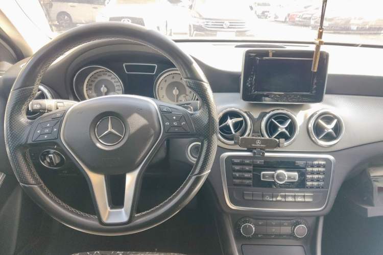 Used Mercedes-Benz GLA 2015 GLA 200
