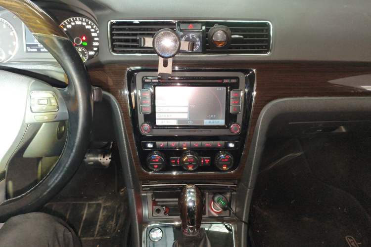 Used Volkswagen Passat 2014 2.0 TSI DSG Ultimate Edition