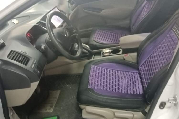 Used CIIMO 2015 1.8L Automatic Luxury Edition