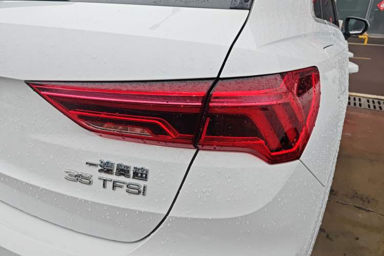 Used Audi Q3 2022 35 TFSI Fashion Dynamic Model
