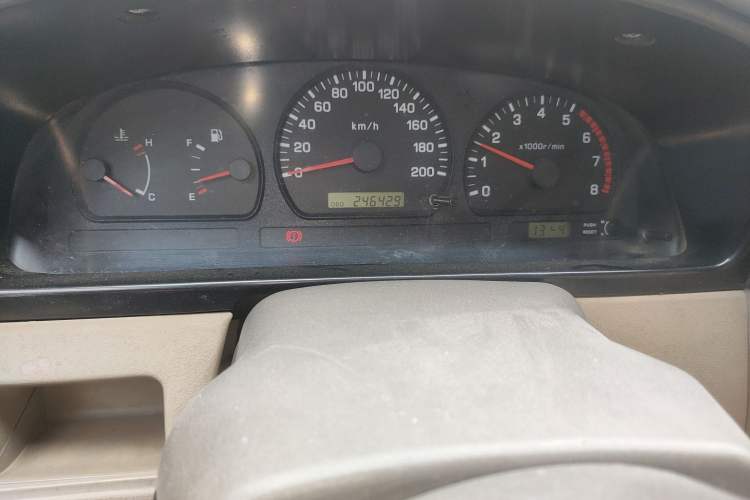 Used Dongfeng Ruichi 2010 2.4L Gasoline Two-Wheel Drive Standard Version ZG24