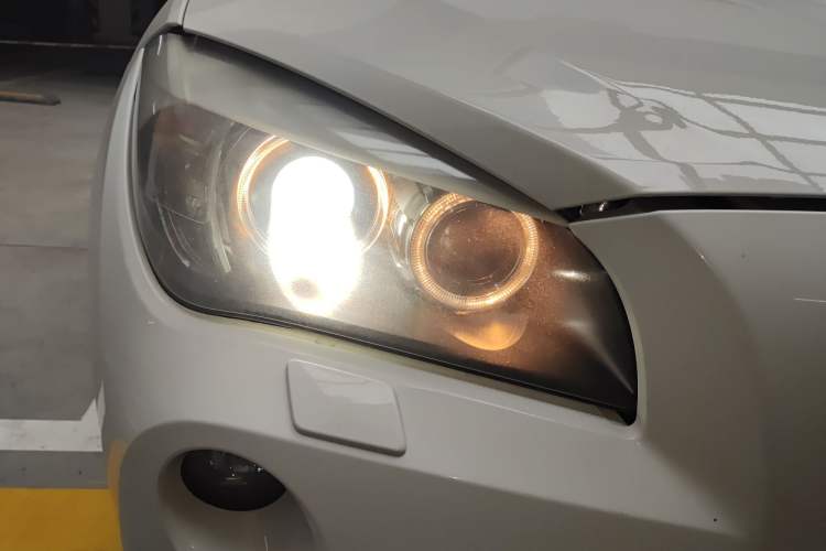 Used BMW X1 2012 xDrive28i
