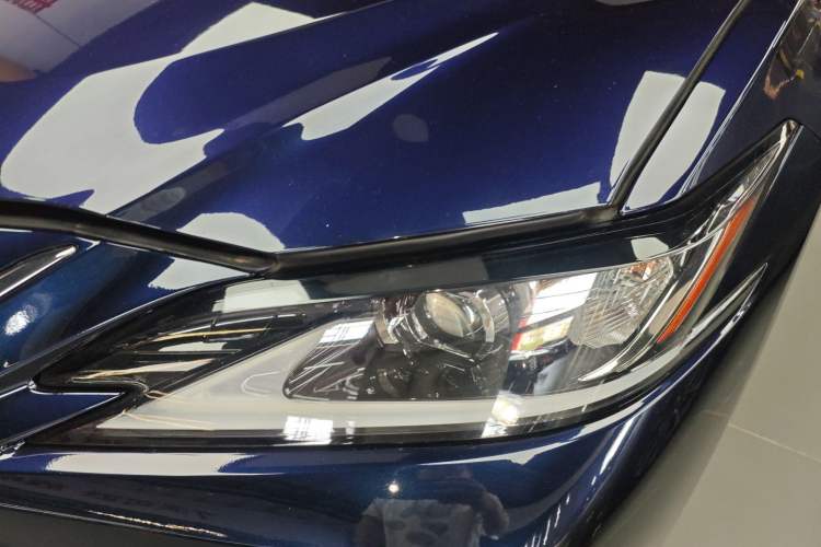 Used Lexus ES 2022 200 Excellence Edition Left Front Headlight