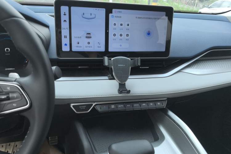 Used Geely Auto Preface 2023 2.0TD Prestige Version Audio And AC Panel