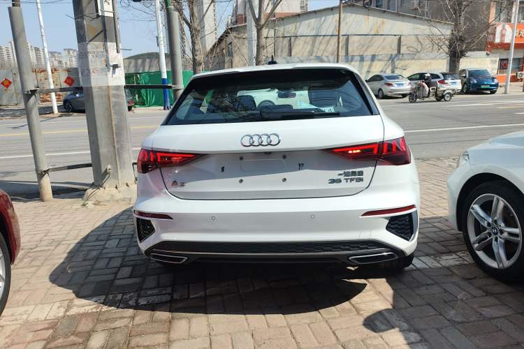 Used Audi A3 2024 Sportback 35 TFSI Fashionable Sports Model
