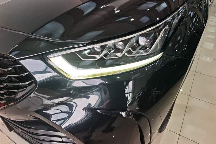 Used Toyota Crown Kluger 2021 2.5L HEV Four-Wheel Drive Premium Edition Left Front Headlight