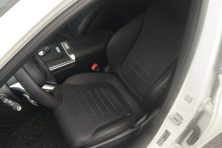 Used Mercedes-Benz C-Class 2024 Second Facelift C 260 L Sport Edition Left Front Seat