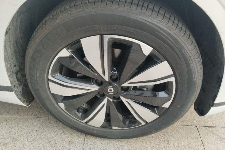 Used CHANGAN NEVO A07 2025 Blue Whale Range-Extending Model 140 Elite Version Right Front Wheel Hub