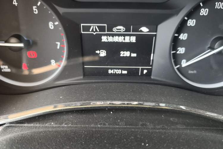 Used Buick Encore 2017 18T Automatic Two-Wheel Drive Urban Fashion Model
