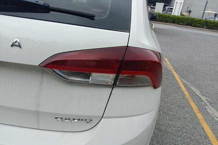 Used Skoda Rapid Spaceback 2020 1.5L Automatic Standard Edition
