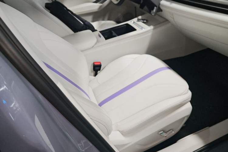 Used Geely Auto Preface 2024 Zhiqing 1.5TD Galaxy Edition