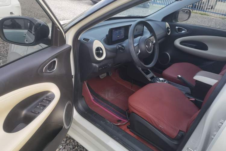 Used Wuling Bingo 2023 333 km Fast-Share Version Driver Seat