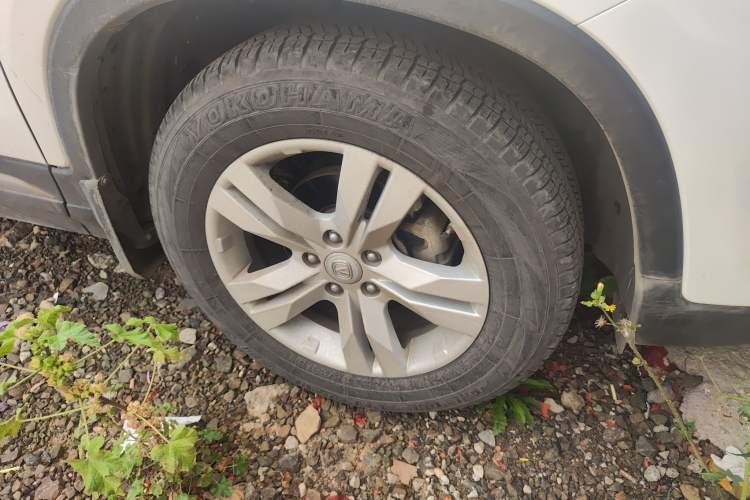 Used CHANGAN CS75 2016 2.0L Manual Leading Version China V Standard
