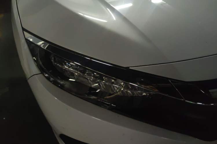 Used Honda Civic 2016 220TURBO CVT Prestige Edition
