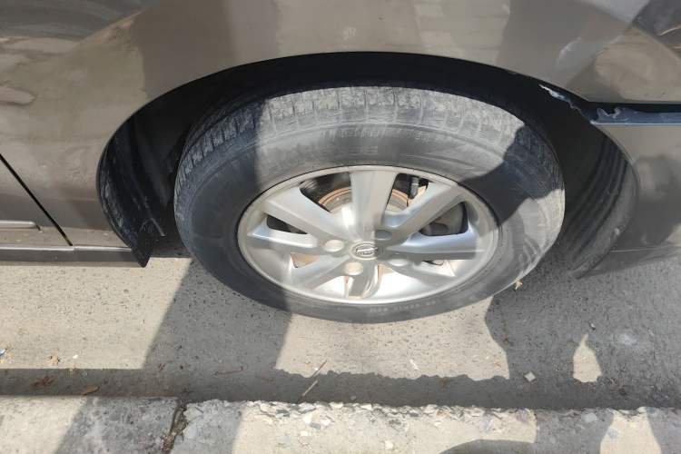 Used Nissan Sylphy 2018 Classic 1.6XE+ Manual Luxury Edition Right Front Wheel Hub