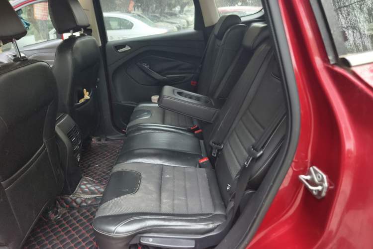 Used Ford Kuga 2013 1.6L GTDi Two-Wheel-Drive Trend Model